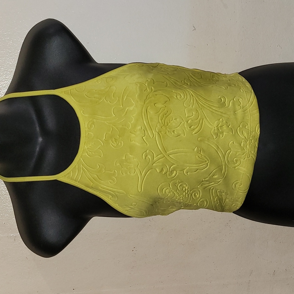 Forever 21 top size S color neon  yellow great condition